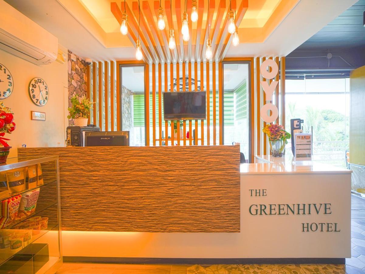 Capital O Oyo 785 The Greenhive Hotel Ibaan Εξωτερικό φωτογραφία